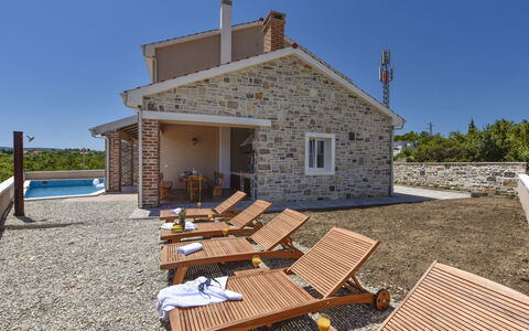 Imperia: Property, House, Home, Cottage, Building, Real Estate, Vacation, Furniture, Villa, Table
