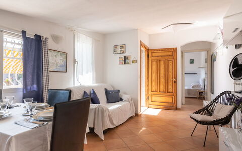 Villetta Laura: Room, Property, Furniture, Interior Design, Building, Floor, Living Room, House, Real Estate, Ceiling