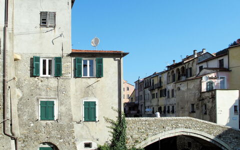 Ca' Du Mou (Dol102): Sky, Building, Window, Blue, House, Plant, Residential Area, Real Estate, Urban Design