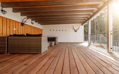 Accommodation:&nbsp;Lakeside Village 7 10.7