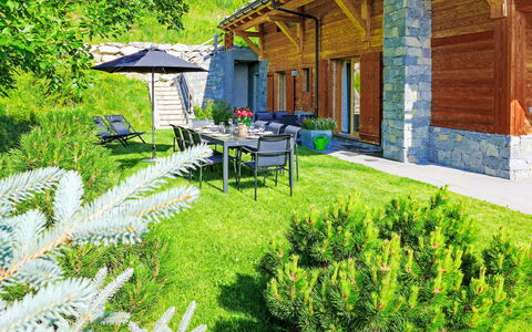 Crans-Montana 643: Garden, Cottage, Landscaping, Yard, Eco Hotel, Log Cabin, Garden Buildings, Farmhouse, Larch