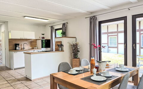 Frankenau 200: Wood, Flooring, Furniture, Kitchen & Dining Room Table, Interior Design, Floor, Table, Home, Dining Room, Ceiling