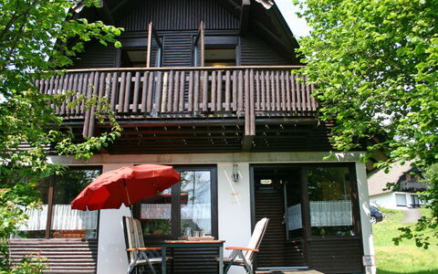 Frankenau 200: Plant, Building, Property, Window, Green, Umbrella, Tree, House, Shade, Architecture