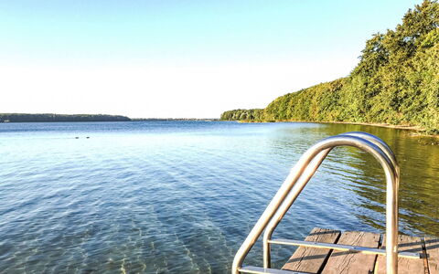 Möwennest: Blue, Water, Body Of Water, Waterway, Summer, Lake, Coastal And Oceanic Landforms, Sunlight, Morning