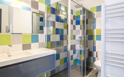 Aimé Bourdier: Bathroom, Interior Design, Plumbing Fixture, Door, Floor, Tap, Flooring, Building, Window
