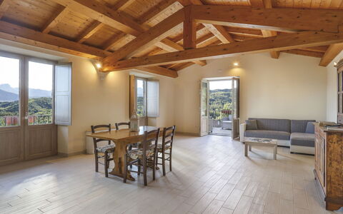 Castelnuovo di Garfagnana 648: Property, Ceiling, Building, Room, Floor, Beam, House, Interior Design, Real Estate, Furniture