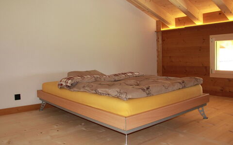 Alphaus Hasler: Furniture, Building, Comfort, Bed Frame, Wood, Bed, Floor, Flooring, Hardwood, Wood Stain