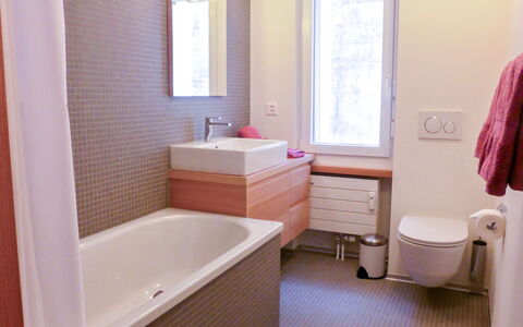 Armina: Bathroom, Plumbing Fixture, Bathroom Sink, Interior Design, Flooring, Sink, Floor, Tap, Toilet, Bathroom Cabinet