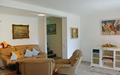 Accommodation:&nbsp;Poolside 150.2