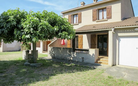 Moriani-Plage 644: Property, House, Building, Home, Real Estate, Residential Area, Architecture, Cottage, Land Lot, Yard