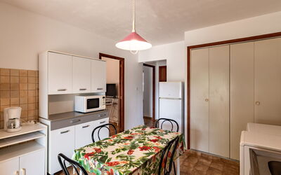 Accommodation:&nbsp;Dami Ii 644.1