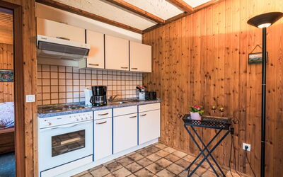Accommodation:&nbsp;Reinskopf 100.4