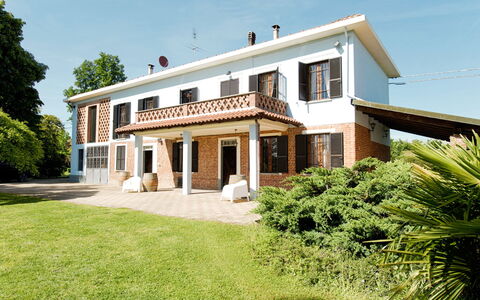 San Giacomo: Property, House, Home, Building, Real Estate, Estate, Mansion, Architecture, Villa, Facade