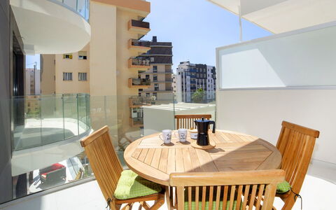 Calpe Beach i: Property, Room, Interior Design, Building, House, Furniture, Real Estate, Home, Table, Architecture