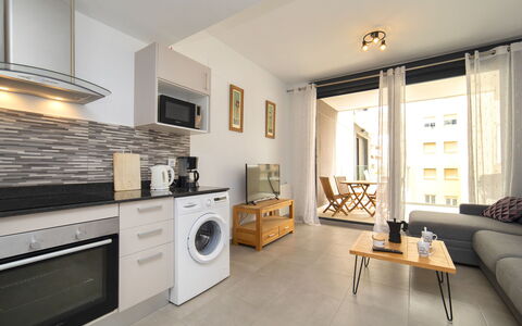 Calpe Beach i: Furniture, Couch, Cabinetry, Table, Interior Design, Wood, Houseplant, Kitchen Stove, Living Room, Countertop