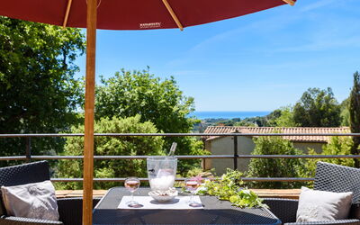 Accommodation:&nbsp;Olive 609.7