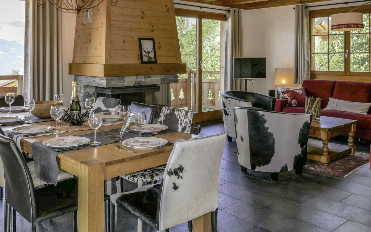Accommodation:&nbsp;Le Muveran V8 635.1