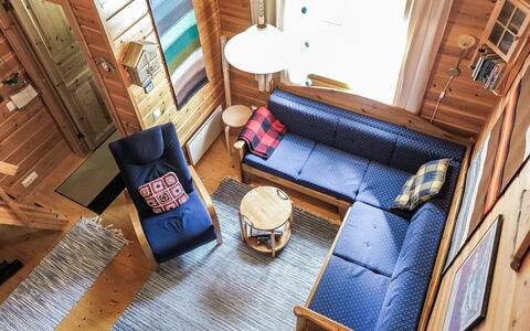 Ylläsmukka a 3: Balcony, Apartment, Shade, Glass, Condominium, Handrail, Porch, Daylighting, Deck, Outdoor Furniture