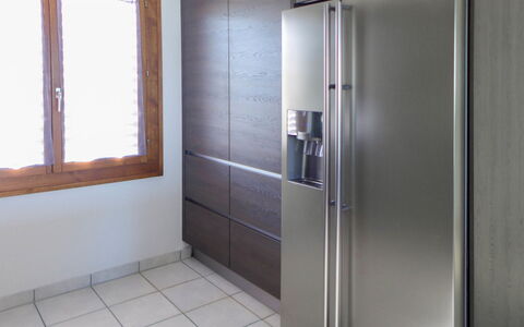 Bellevue: Window, Floor, Wall, Building, Wood, Automotive Exterior, Door, Shade, Glass