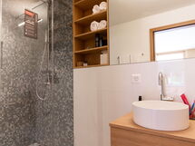 Accommodation:&nbsp;The Hide Apartments Studio 120.1