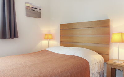 Accommodation:&nbsp;Cap Green 36X 649.3