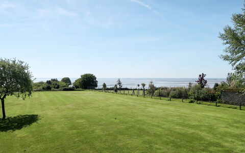 Cancale 648: Sky, Grass, Natural Landscape, Property, Lawn, Green, Land Lot, Natural Environment, Grassland, Tree