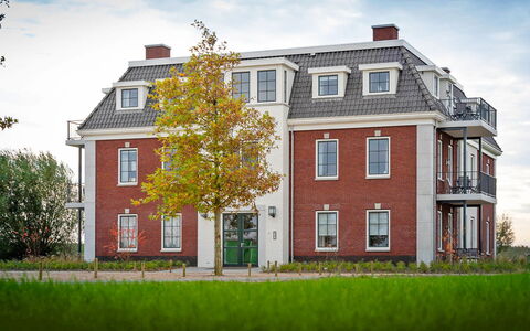 Ganuenta: House, Home, Property, Residential Area, Building, Real Estate, Yellow, Estate, Neighbourhood, Tree