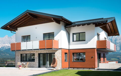 Schladming 620: Sky, Building, Window, Plant, House, Tree, Land Lot, Urban Design, Neighbourhood, Residential Area