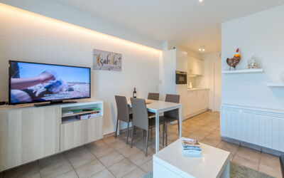 Accommodation:&nbsp;Isabelle with Parking and Shared Pool 230.1