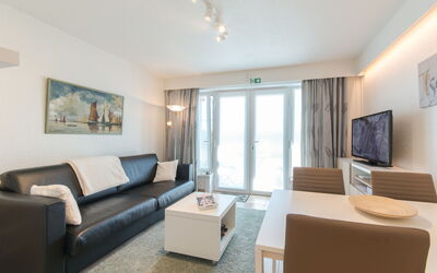 Isabelle with Parking and Shared Pool 230.1: Room, Property, Furniture, Living Room, Interior Design, Building, Suite, Real Estate, Floor, House