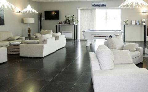 Talmont Saint Hilaire 651: Living Room, Room, Furniture, Floor, White, Interior Design, Property, Building, Tile, Ceiling