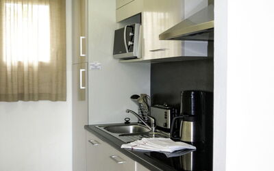 Accommodation:&nbsp;Le Village de la Mer 651.4