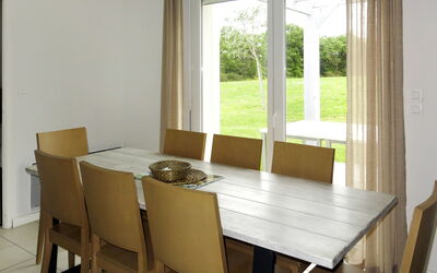 Accommodation:&nbsp;Le Village de la Mer 651.4