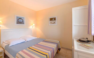 Accommodation:&nbsp;L'Estran (36 36M) 649.7