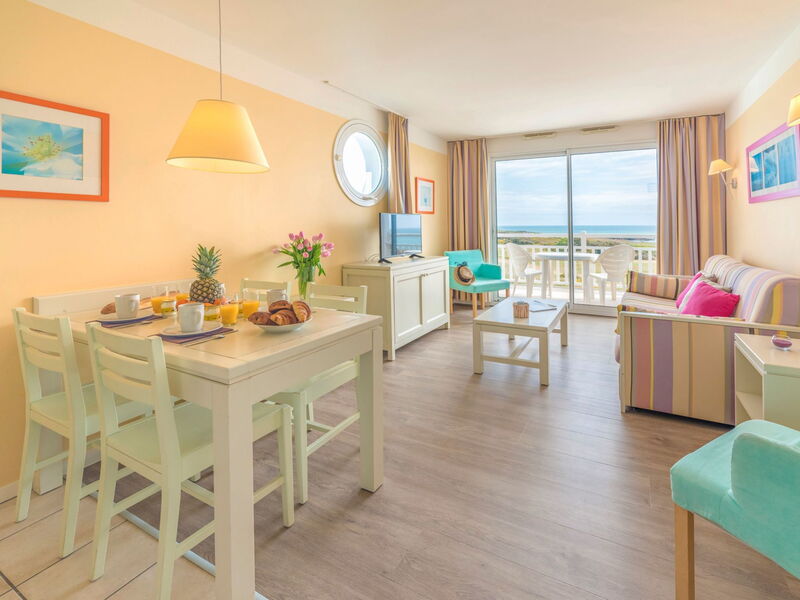 Accommodation:&nbsp;L'Estran 649.8