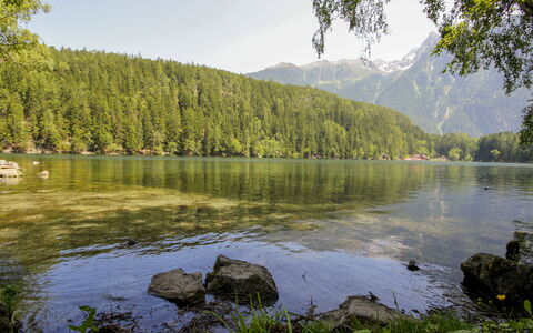 Anette Living: Water, Sky, Plant, Natural Environment, Natural Landscape, Tree, Mountain, Lake, Watercourse