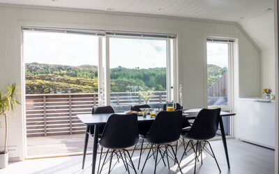 Torsk 604.1: Table, Building, Furniture, Window, Wood, Shade, Chair, Plant, Living Room, Interior Design