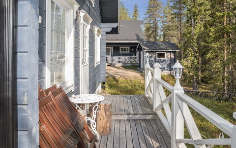 Koskelo: Wood, Home, Cottage, Siding, House, Architecture, Roof, Porch, Sash Window, Slope