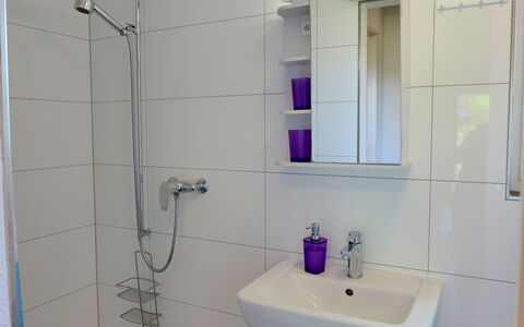 Chalet Ninette: Plumbing Fixture, Tap, Sink, Mirror, Property, Bathroom Sink, Shower Head, Purple, Bathroom, Shower