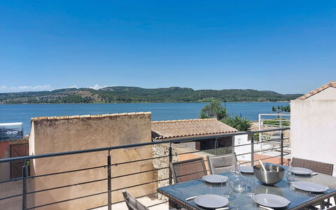 La Maison de L'Etang: Coast, Balcony, Shade, Outdoor Furniture, Villa, Sound, Bay, Resort Town, Resort