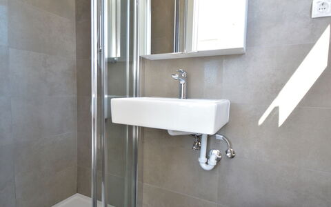 Mihotić: Brown, Tap, Plumbing Fixture, Mirror, Bathroom Sink, Sink, Building, Bathroom, Wood