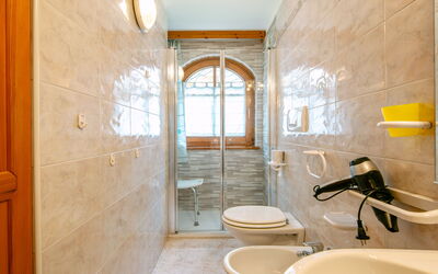Accommodation:&nbsp;Cesa Pra da Molin 627.3