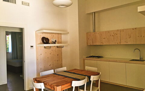 Tenuta Vigna Corallo: Room, Furniture, Property, Building, Interior Design, Floor, Ceiling, Table, House, Kitchen