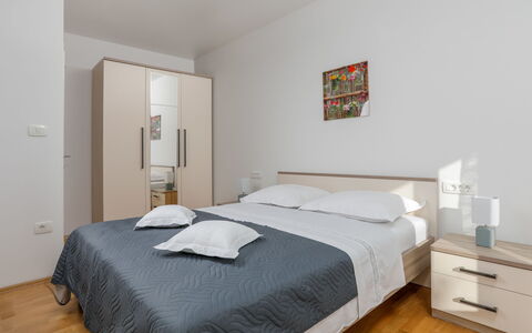 Villa Tonka: Bedroom, Bed, Furniture, Room, Bed Sheet, Property, Mattress, Bed Frame, Floor, Bedding
