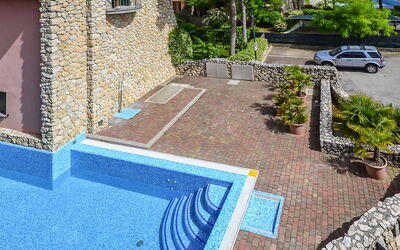 Lignano Sabbiadoro 634: Swimming Pool, Composite Material, Resort, Leisure, Water Feature, Shade, Hotel, Tile, Eco Hotel, Villa