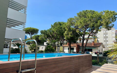 Lignano Sabbiadoro 641: Swimming Pool, Resort, Apartment, Urban Design, Composite Material, Condominium, Shade, Leisure, Eco Hotel, Balcony