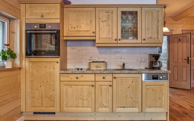 Tressenstein 11.2: Cabinetry, Countertop, Furniture, Room, Kitchen, Wood Flooring, Property, Cupboard, Hardwood, Wood Stain