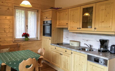 Sommersberg 11.4: Countertop, Cabinetry, Furniture, Room, Kitchen, Property, Interior Design, Building, Sink, Floor