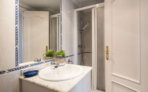 Torremolinos 27: Bathroom, Room, Property, Bathroom Cabinet, Tap, Sink, Tile, Interior Design, Wall, Bathroom Accessory