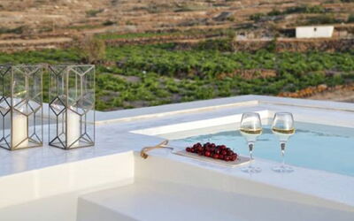 Accommodation:&nbsp;Vinsanto 1.1